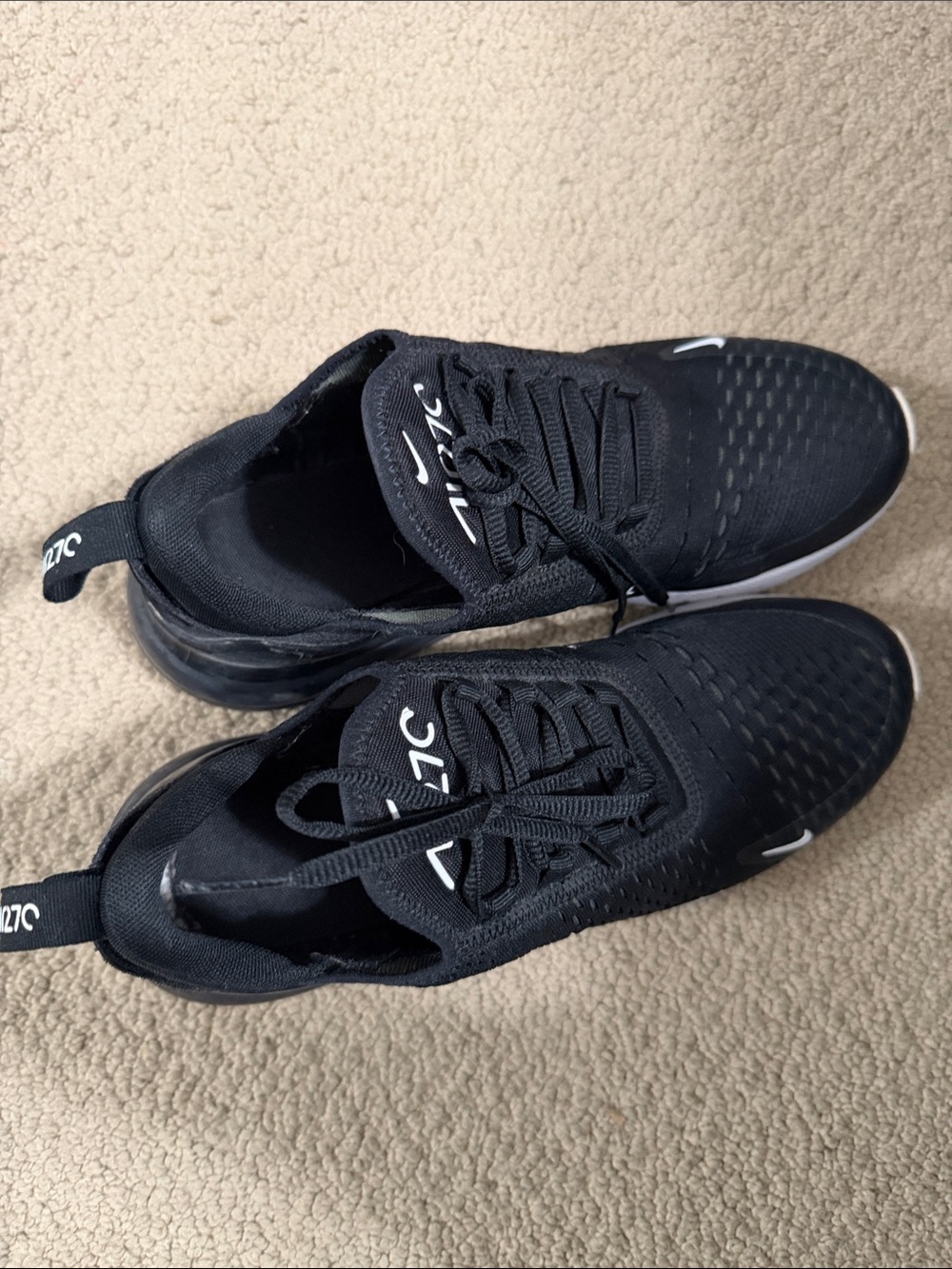 Nike Air Max 270 Women’s Athletic/Athleisure Shoe Size 9